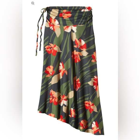 Patagonia Dresses & Skirts - Patagonia Asymmetrical Midi Skirt